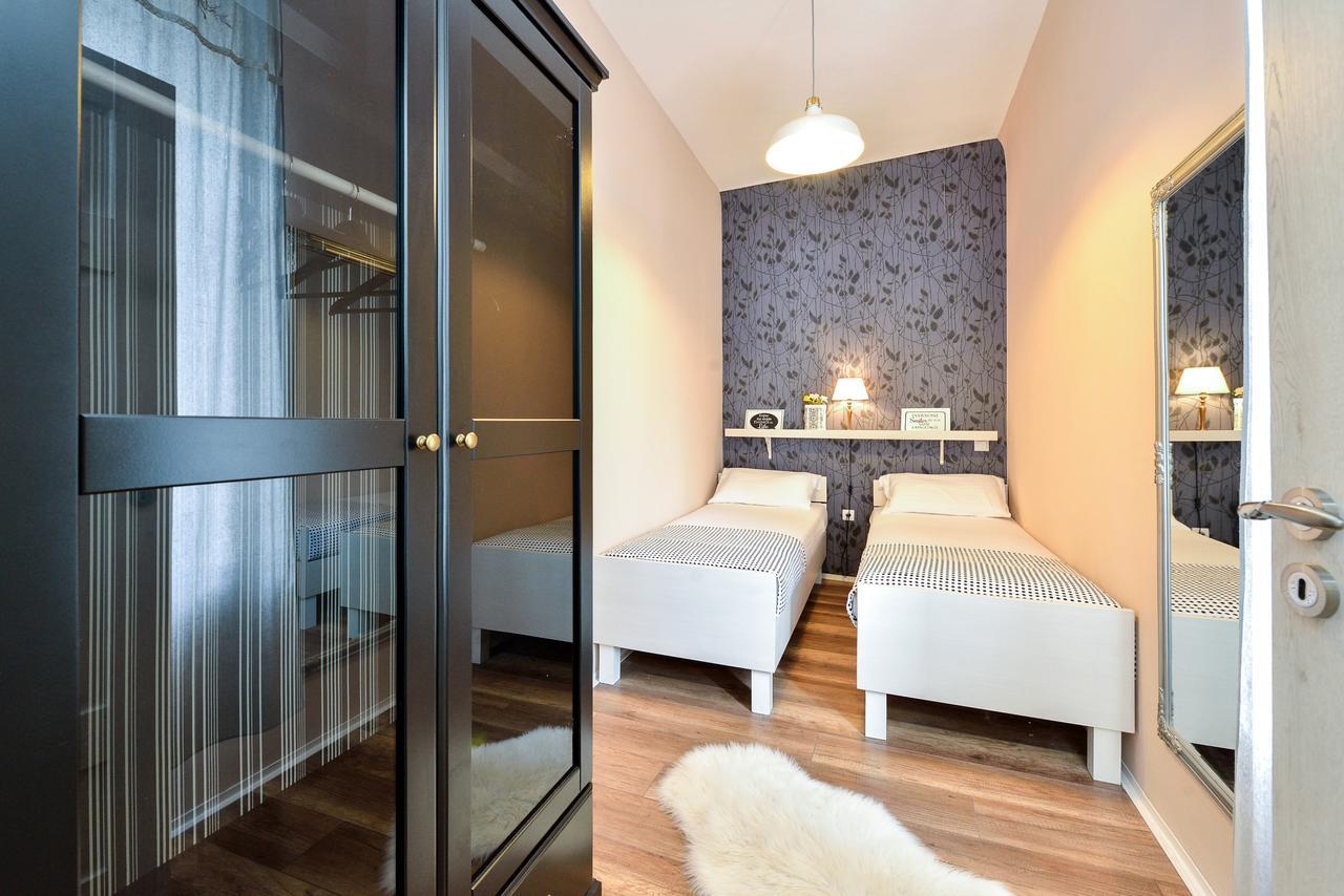 Apartments Fontana 扎达尔 外观 照片